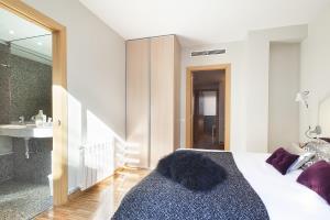 Sky Terrace Guell II - 3 Bedroom Apartment Барселона Экстерьер фото